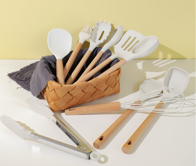 What is Silicone Cookware?